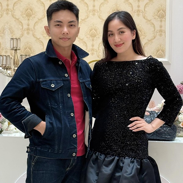 Khánh Thi - Phan Hiển có 17 năm bên nhau.