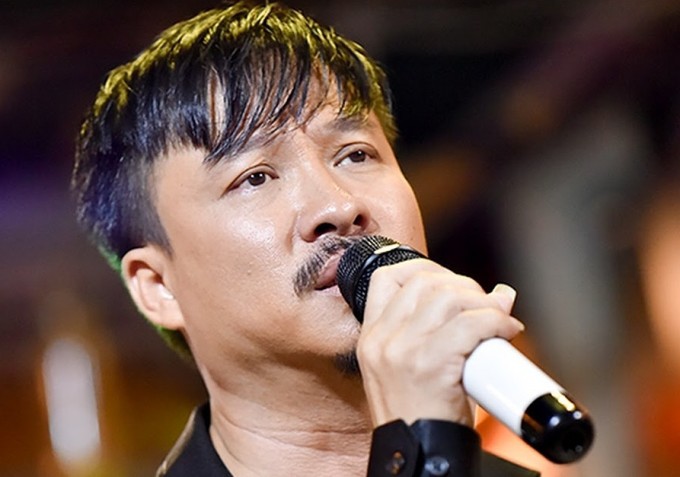 Ca sĩ Quang Lập là giọng ca bolero nổi tiếng với kênh YouTube từng có hàng triệu người theo dõi