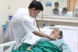 Sức khỏe đời sống - Đang lơ mơ, người đàn ông bỗng rơi vào hôn mê sâu