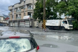 VIDEO: Vỡ hồ chắn nước ở Đài Loan do siêu bão Ragasa, 14 người thiệt mạng, 124 người mất tích