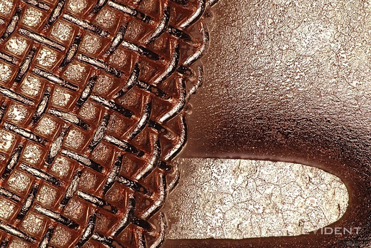 Đặc thù kỹ thuật quy trình anodizing gây ảnh hưởng đến khả năng chống trầy xước của iPhone 17 Pro.