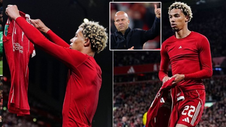 Ekitike ăn mừng kiểu Messi và nhận thẻ đỏ, HLV Liverpool mắng "kém thông  minh"
