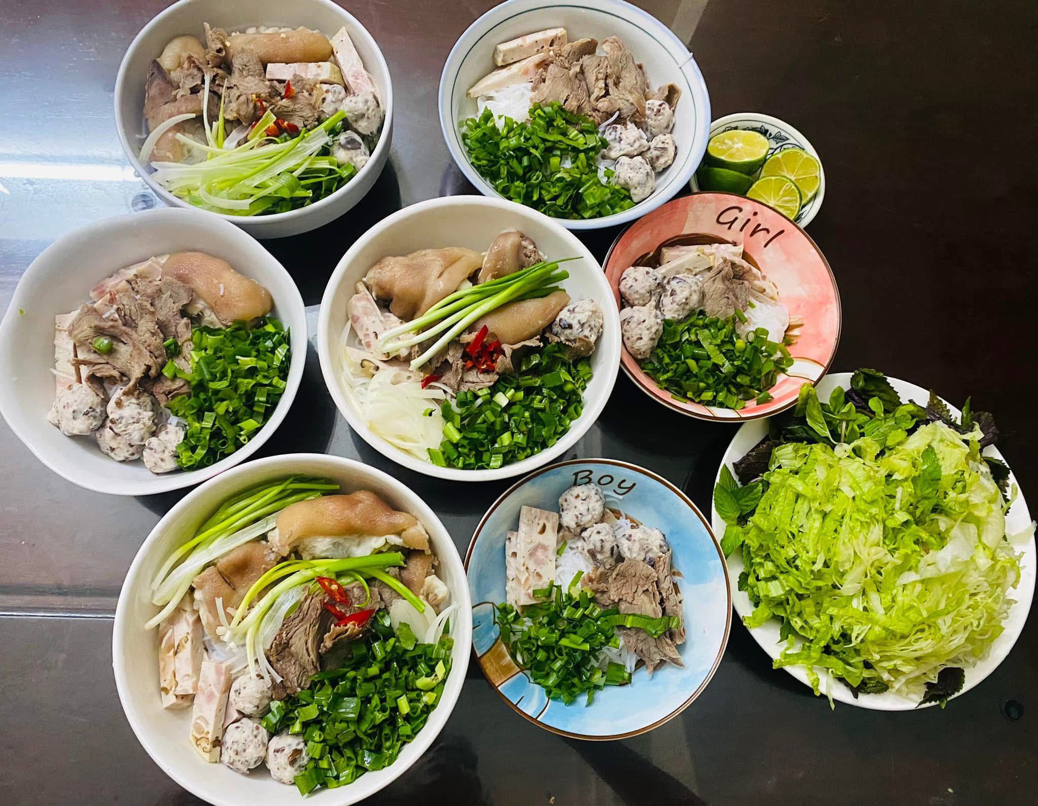 Bún bò Huế