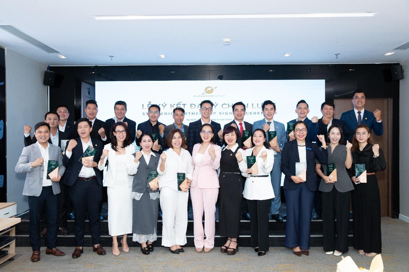 Đại lý chiến lược phân phối các dự án khu vực miền Nam của Sunshine Group.