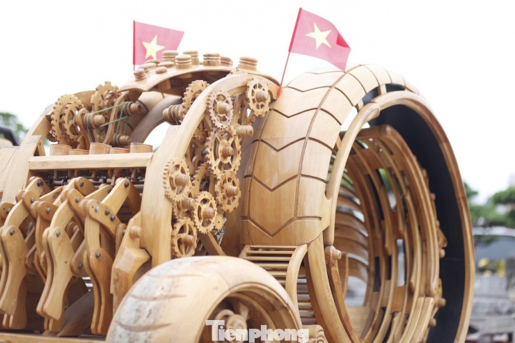 Dàn &#39;siêu xe&#39; bằng gỗ độc đáo của chàng trai Bắc Ninh gây sốt - 3