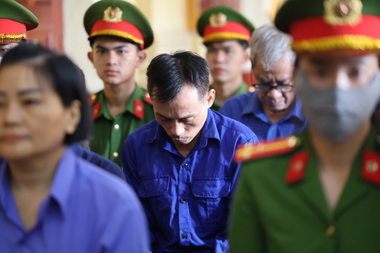 Các bị cáo tại toà