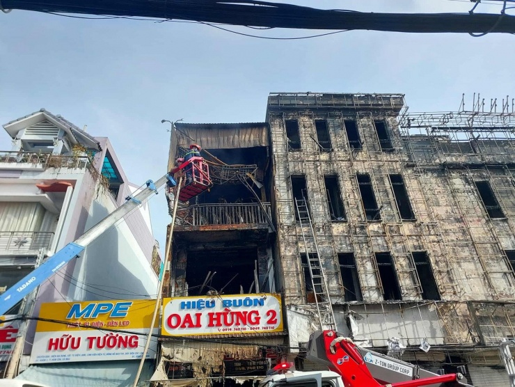 Vụ cháy khu vực chợ Năm Căn (tỉnh Cà Mau).