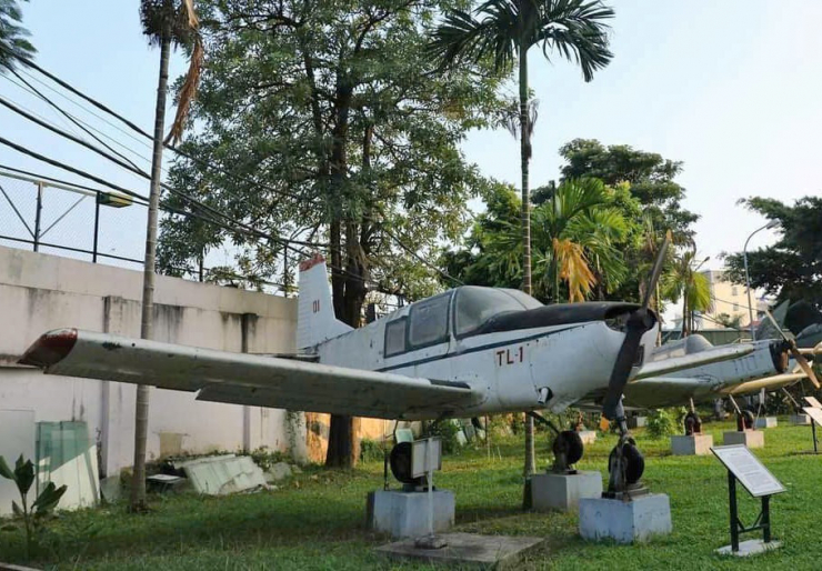 Máy bay trinh sát, liên lạc TL-1 tại Bảo tàng Phòng không - Không quân. Ảnh: NVCC.