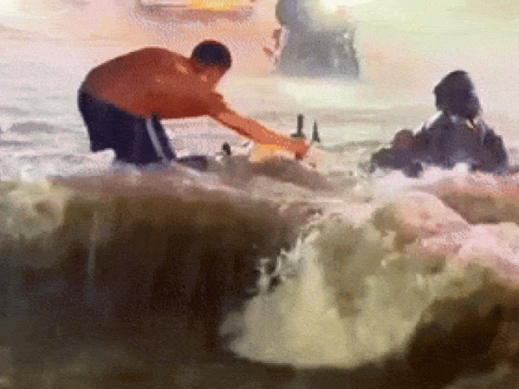 Nỗi khổ của người dân nơi mưa ngập cuốn trôi xe máy, ôtô