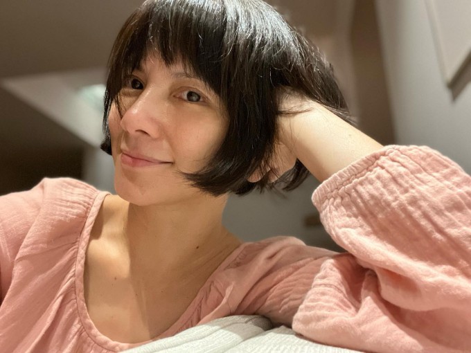 Lối sống chậm giúp Lý Tâm Khiết trẻ đẹp ở tuổi cận kề 50 - 3