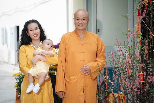 Võ Hạ Trâm đã theo chế độ ăn chay trường từ năm 17 tuổi, coi đó là cách thanh lọc cơ thể và nuôi dưỡng tâm hồn. Đối với cô, đây không chỉ là thói quen mà còn là nét văn hoá gia đình được gìn giữ qua nhiều thế hệ.