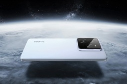 Xác nhận Realme GT 8 Pro có màn AMOLED 2K 144Hz, pin 7.000 mAh