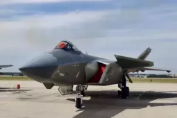 Chuyên gia Trung Quốc tiết lộ nhiều tính năng của tiêm kích tàng hình J-20