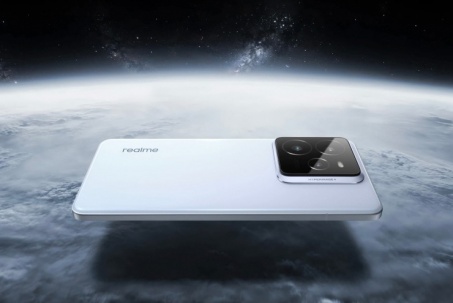 Xác nhận Realme GT 8 Pro có màn AMOLED 2K 144Hz, pin 7.000 mAh