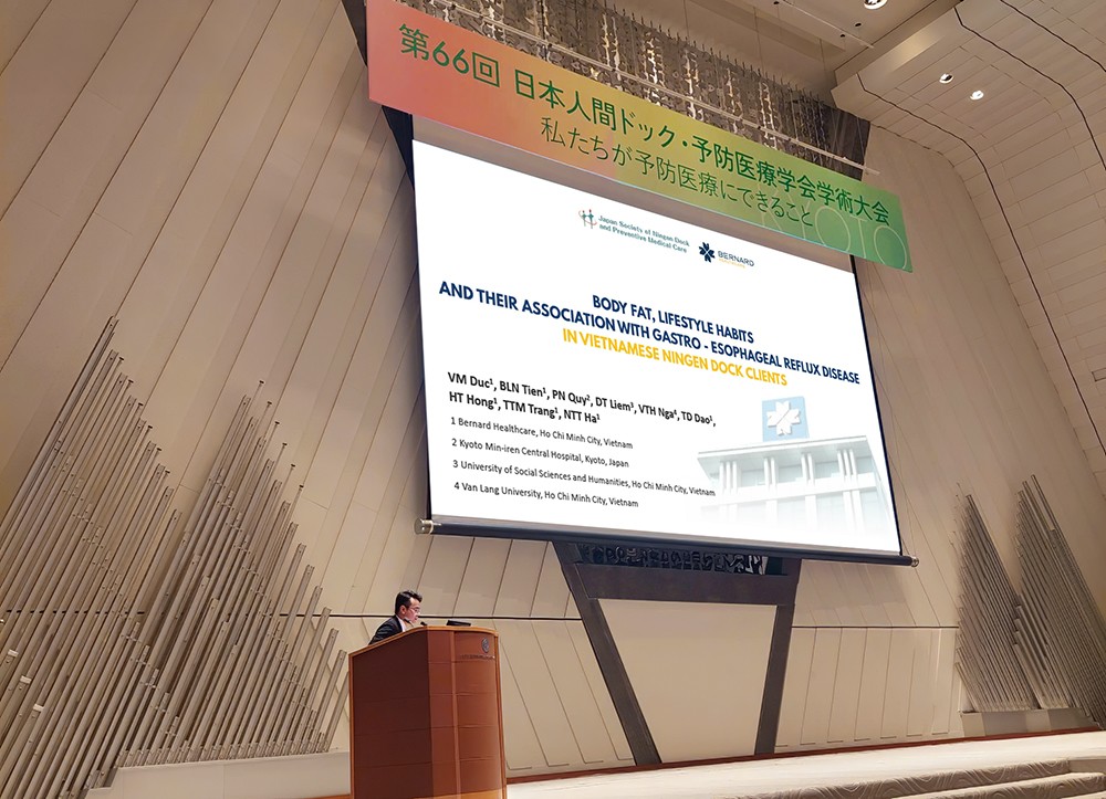 Bernard công bố nghiên cứu mới tại Hội nghị và được Hội đồng Khoa học đánh giá cao
