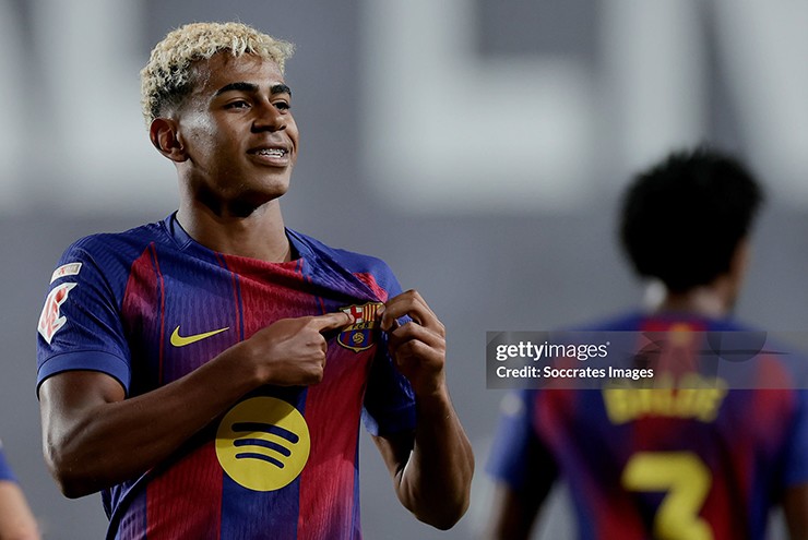 Lamine Yamal gây sốc với mức thu nhập ở tuổi 18