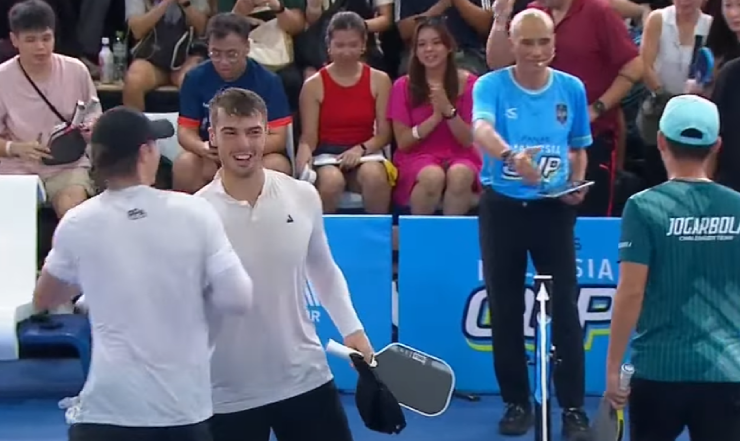 Chiến thắng cuối cùng vẫn thuộc về huyền thoại Ben Johns và đồng đội