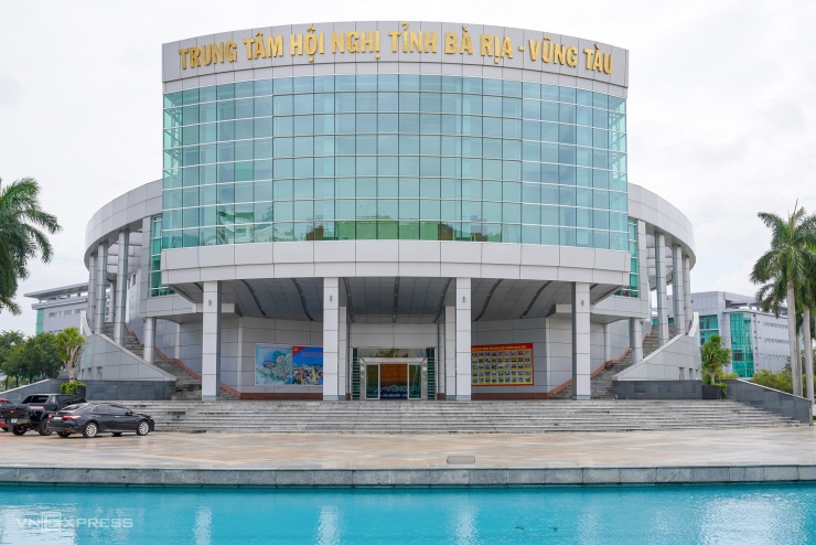 Hiện trạng Trung tâm hành chính 1.000 tỷ đồng đề xuất làm trường học - 6