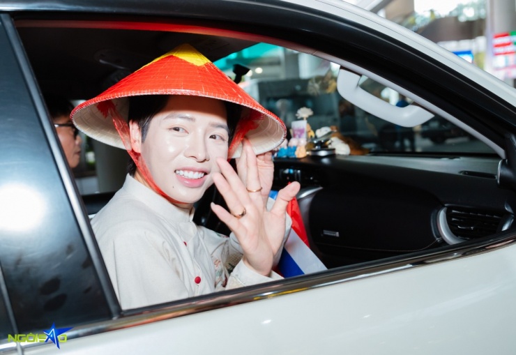 Màn trình diễn 'Phù Đổng Thiên Vương' giúp Đức Phúc giành ngôi vô địch Intervision hôm 20/9 tại Nga. Video: Intervision