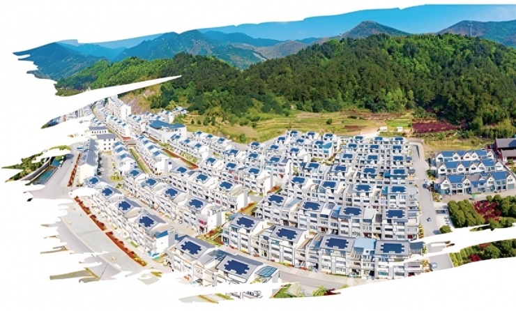 Năng lượng từ mái nhà của làng Lý Áo không chỉ đáp ứng toàn bộ nhu cầu của làng mà còn dư thừa cung cấp cho các làng xung quanh. Ảnh: Nhân dân Nhật Báo