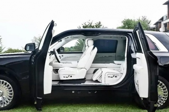 Tập đoàn Trung Quốc ra mắt mẫu xe "nhái" Rolls-Royce Cullinan gây tranh cãi
