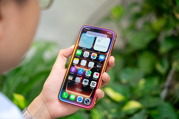 iOS 26.1 beta đầu tiên đã được Apple triển khai.