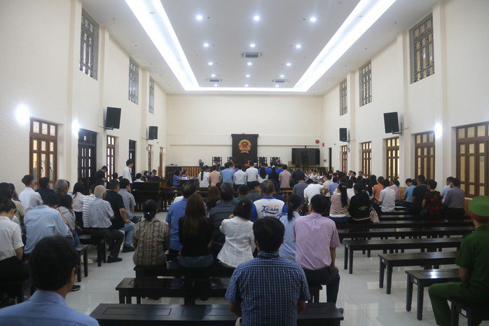 Toàn cảnh phiên tòa