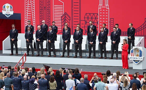 Dàn WAGs tuyển Mỹ và châu Âu đọ phong cách thời trang tại lễ khai mạc Ryder Cup - 10