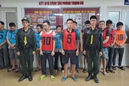 An ninh - Xã hội - Xoá sổ đường dây chế tạo, mua bán súng đạn quy mô lớn, bắt giữ 33 đối tượng, thu 58 khẩu súng