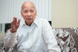 Người chỉ huy làm sống lại lò phản ứng hạt nhân ‘vỏ Mỹ ruột Nga’