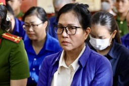 Tin tức trong ngày - Một câu hỏi của chủ toạ khiến cựu Tổng giám đốc SJC ngượng ngùng