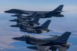 Thế giới - Máy bay ném bom Nga áp sát Alaska, Mỹ - Canada lập tức điều động tiêm kích đối phó