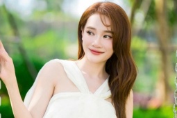 Trang phục giấu bụng bầu 5 tháng của Nhã Phương