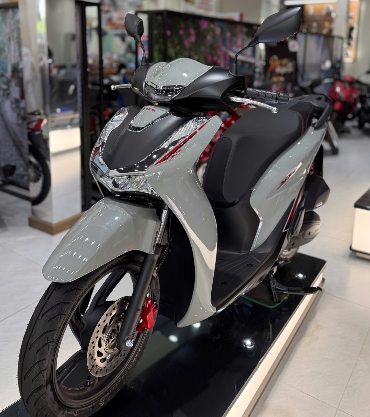 Giá vua tay ga Honda SH160i cuối tháng 9/2025, giảm nhẹ - 2