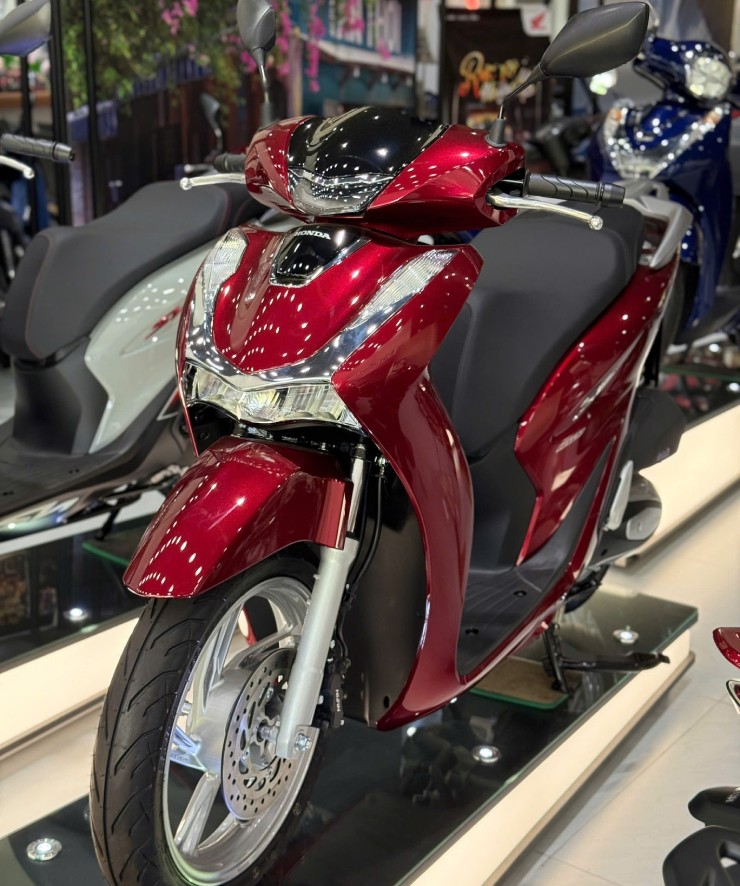 Giá vua tay ga Honda SH160i cuối tháng 9/2025, giảm nhẹ - 3
