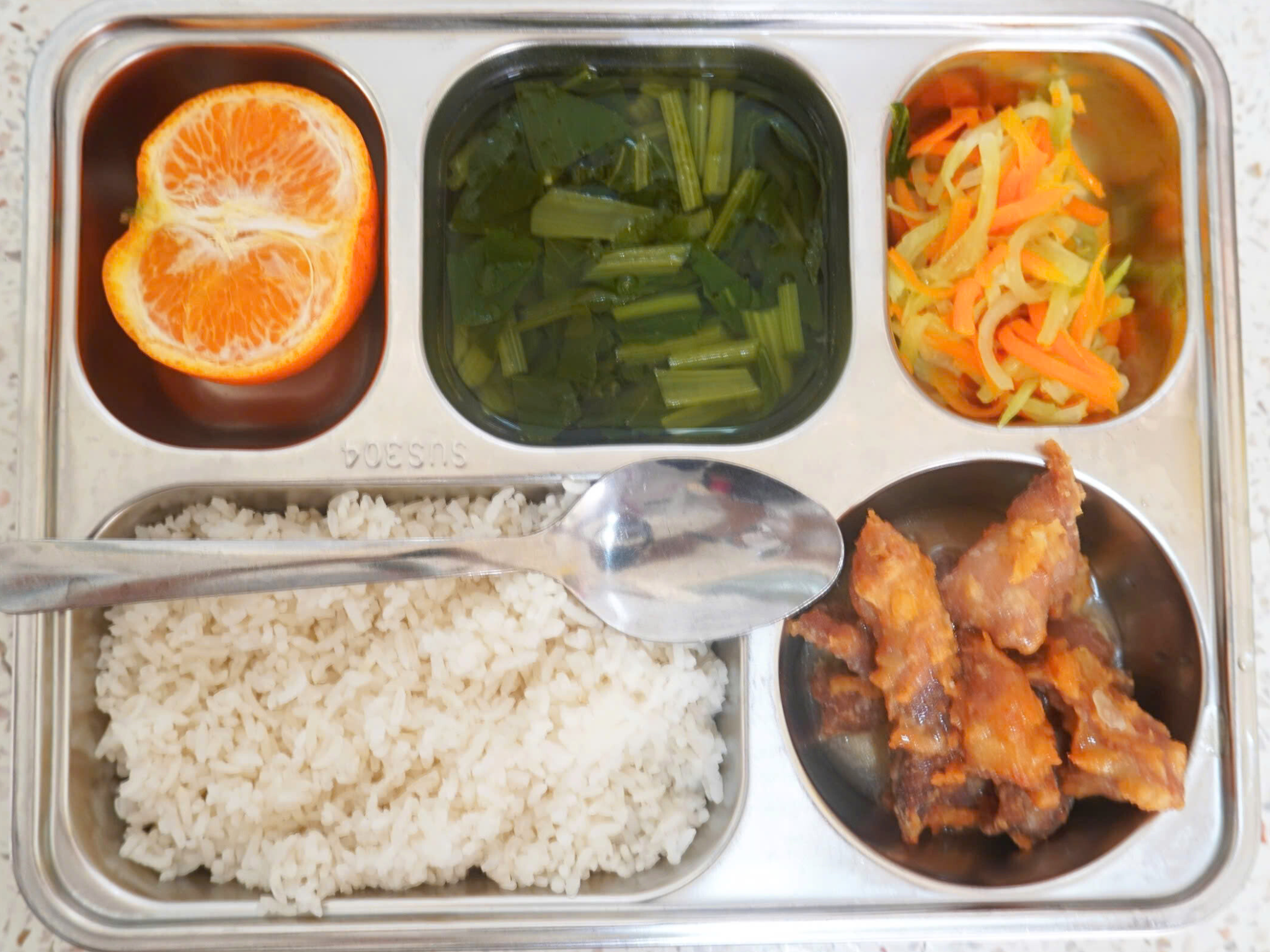 Thực đơn bữa trưa dinh dưỡng thuộc Dự án.