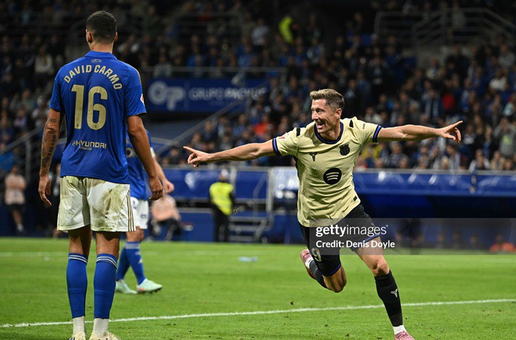 Lewandowski vào sân và giúp Barcelona lội ngược dòng giành chiến thắng