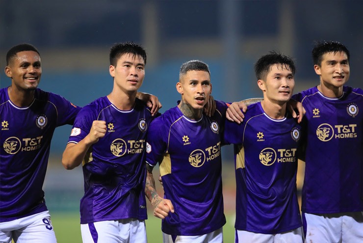 Hà Nội chơi thăng hoa trong hiệp hai