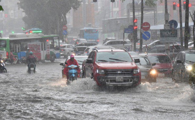 Do ảnh hưởng của bão số 10, Bắc Bộ và Bắc Trung Bộ sẽ có mưa rất to. Ảnh minh họa: TL