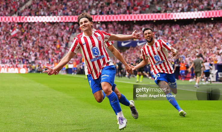 Trực tiếp bóng đá Atletico Madrid - Real Madrid: "Kền kền trắng" vỡ trận (La Liga) (Hết giờ) - 4