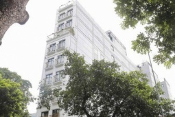 Khách sạn trăm tỷ ven Hồ Gươm vừa hoàn thiện phải nằm trong diện di dời