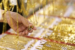 Kinh doanh - Kinh tế 24h: Thông tin này đang đem lại tin vui cho người mua vàng