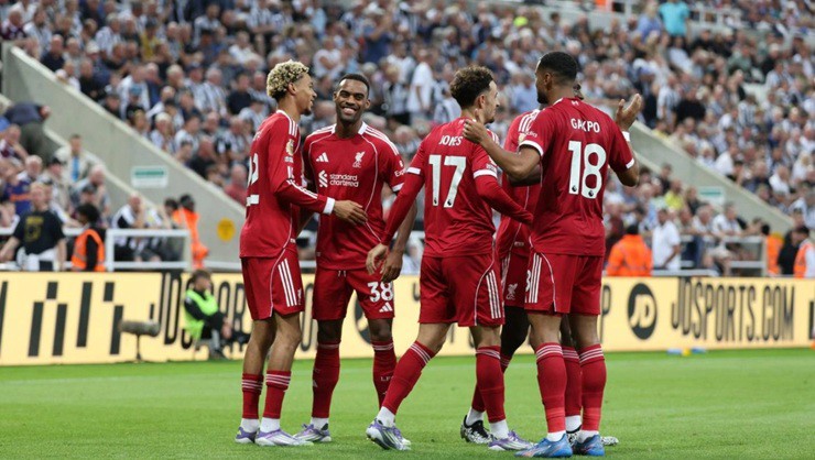Liverpool&nbsp;toàn thắng kể từ đầu mùa