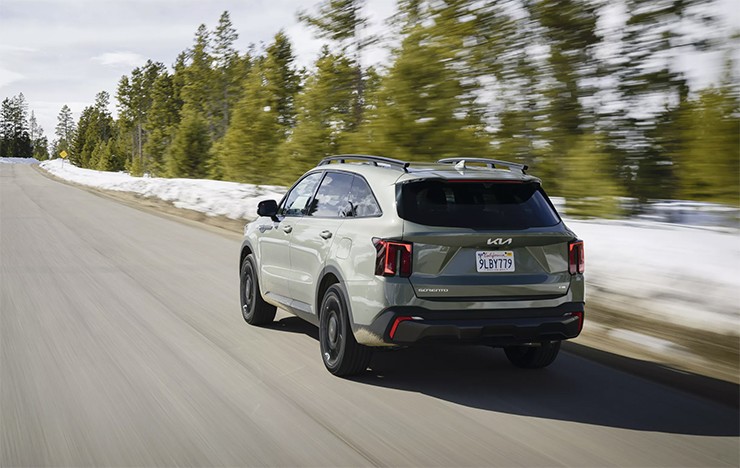 KIA Sorento 2026 ra mắt, cắt giảm trang bị nhưng tăng giá bán - 3
