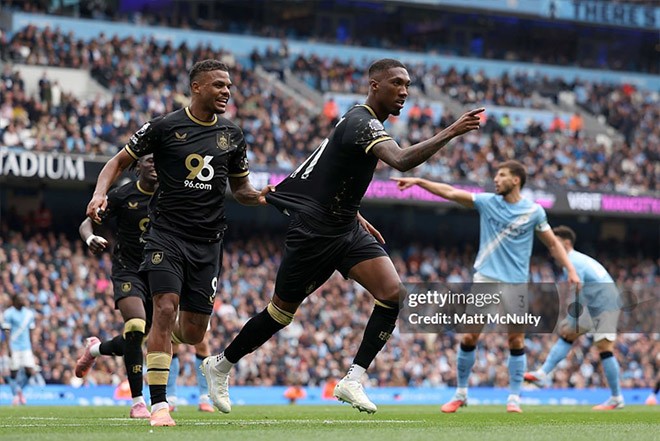 Trực tiếp bóng đá Man City - Burnley: Haaland ghi cú đúp chốt hạ (Ngoại hạng Anh) (Hết giờ) - 4