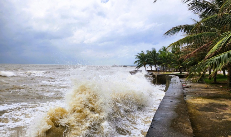 Theo dự báo khoảng 16 giờ hôm nay 28-9, bão sẽ áp sát bờ biển vùng biển từ Thanh Hóa đến Quãng Ngãi