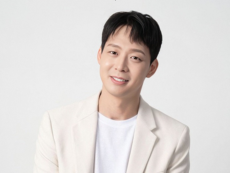 Ca sĩ Park Yoo Chun. Ảnh: Tư liệu