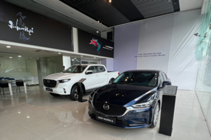 Doanh số bết bát, sedan hạng D đã hết thời?