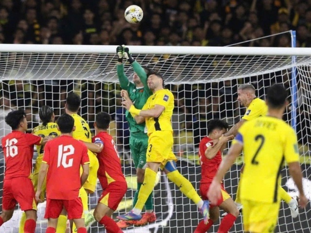 FIFA từng phạt nặng 2 quốc gia ‘không thể cãi’ tương tự bóng đá Malaysia FIFA từng phạt nặng 2 quốc gia ‘không thể cãi’ tương tự bóng đá Malaysia