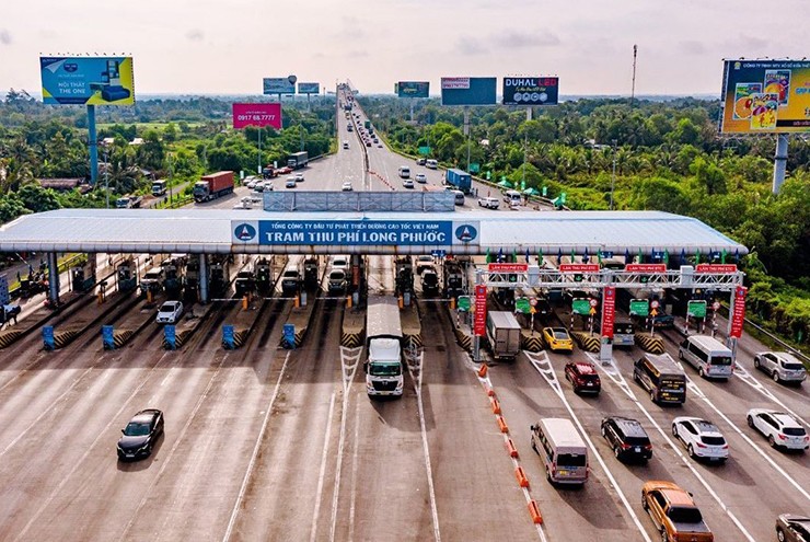 Từ ngày 1/10, chủ xe ô tô khi lưu thông vào Cao tốc cần lưu ý tài khoản thanh toán